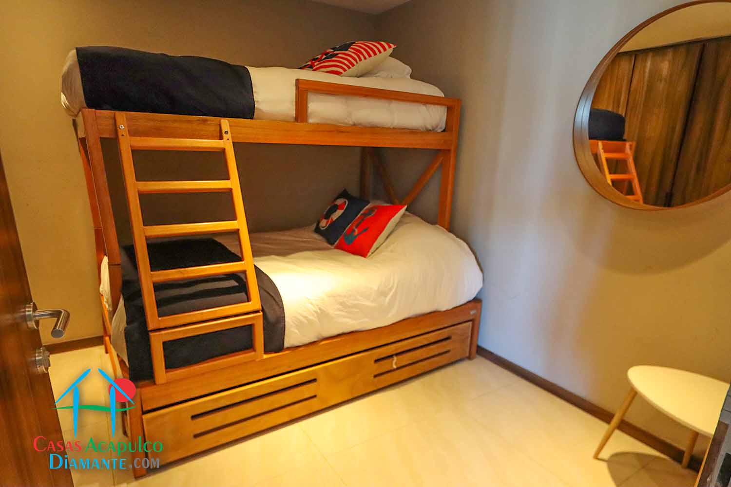 La Isla Emerald L8 - Recámara dos 1